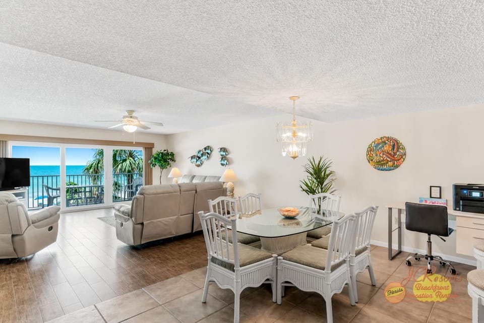 Sand Dollar 206 Apartment in Redington Shores