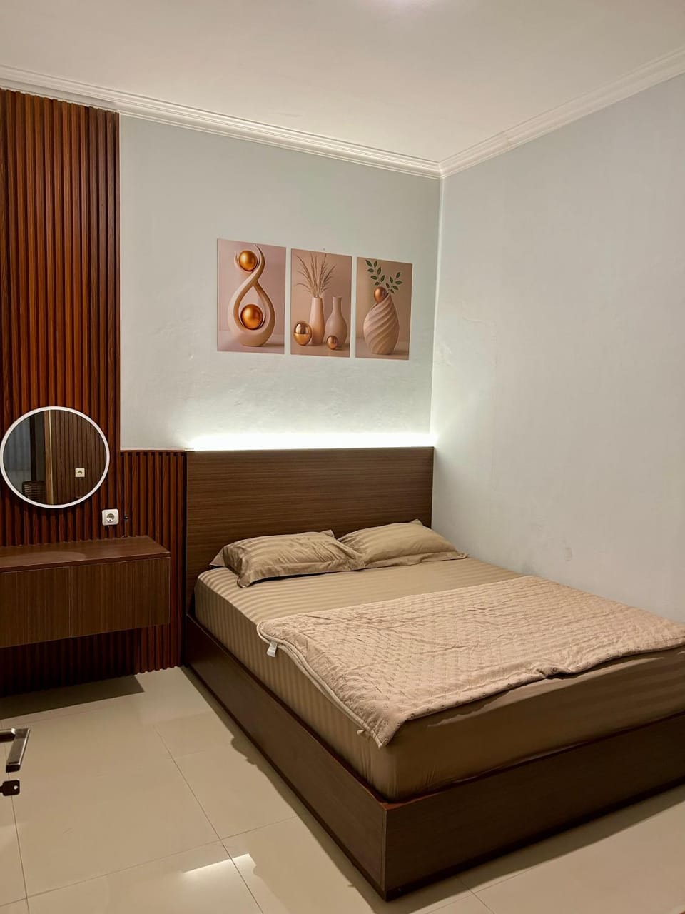 Griya Adem Royal Mansion House in Special Region of Yogyakarta
