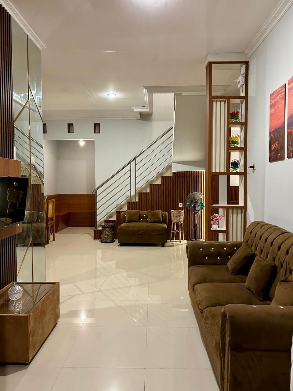 Griya Adem Royal Mansion House in Special Region of Yogyakarta