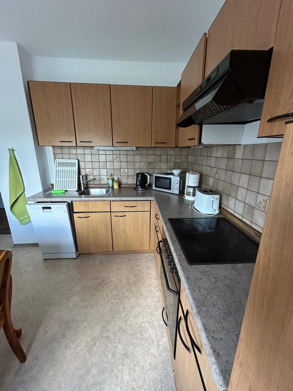 Kitchen or kitchenette, dishwasher, pet friendly, stove