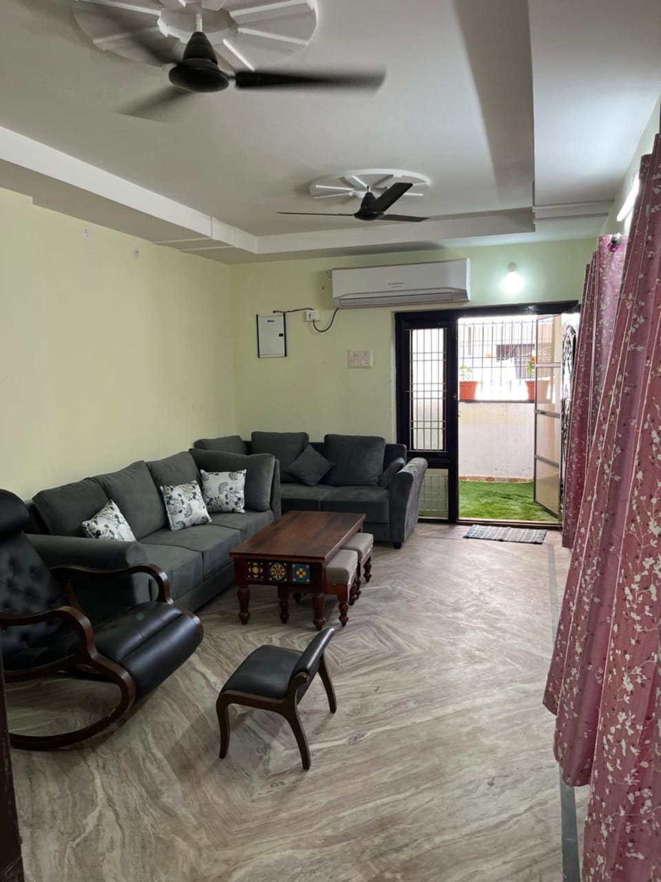 Happy living Apartment in Vijayawada
