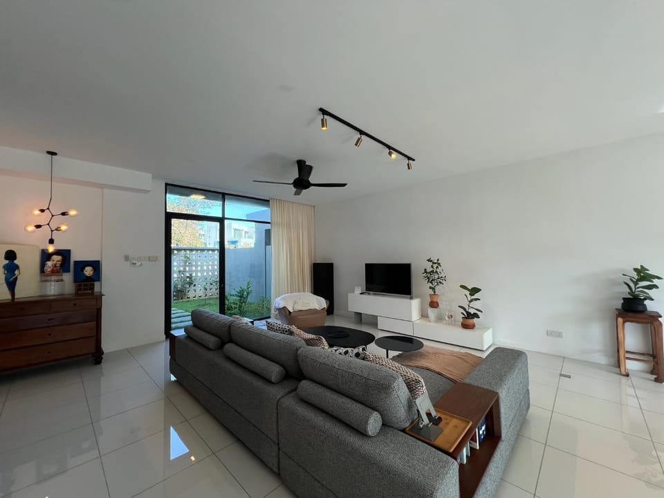 Malibu 2BR Villa - Private Pool Langkawi Villa in Kedah