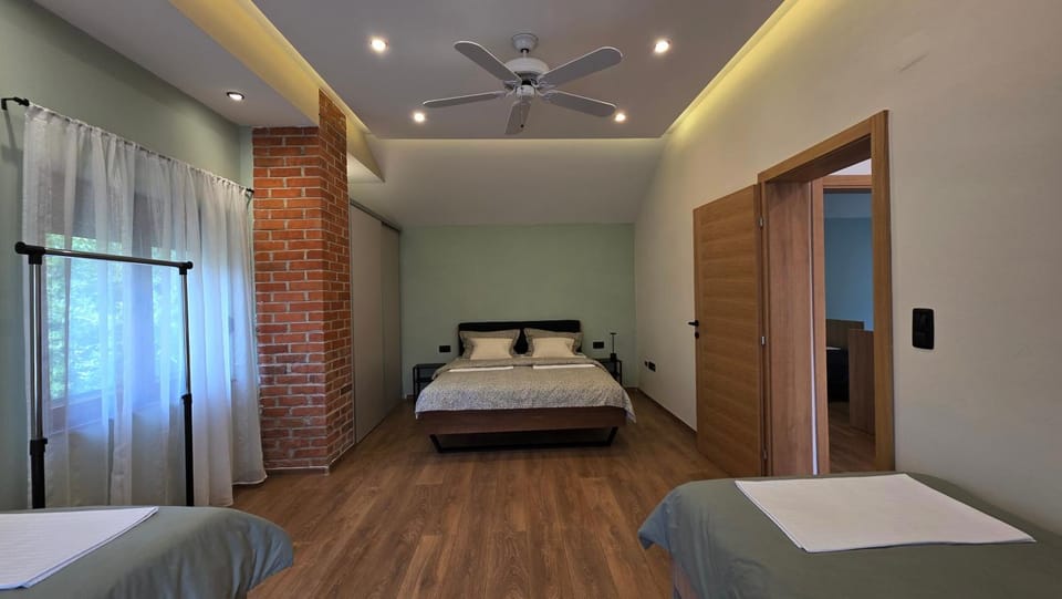 Bed, Photo of the whole room, Bedroom, wardrobe