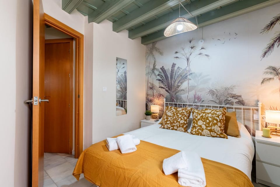 Bed, Bedroom
