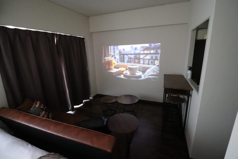 TV and multimedia, Living room, Evening entertainment