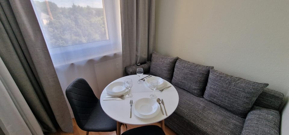 Living room, Seating area, Dining area