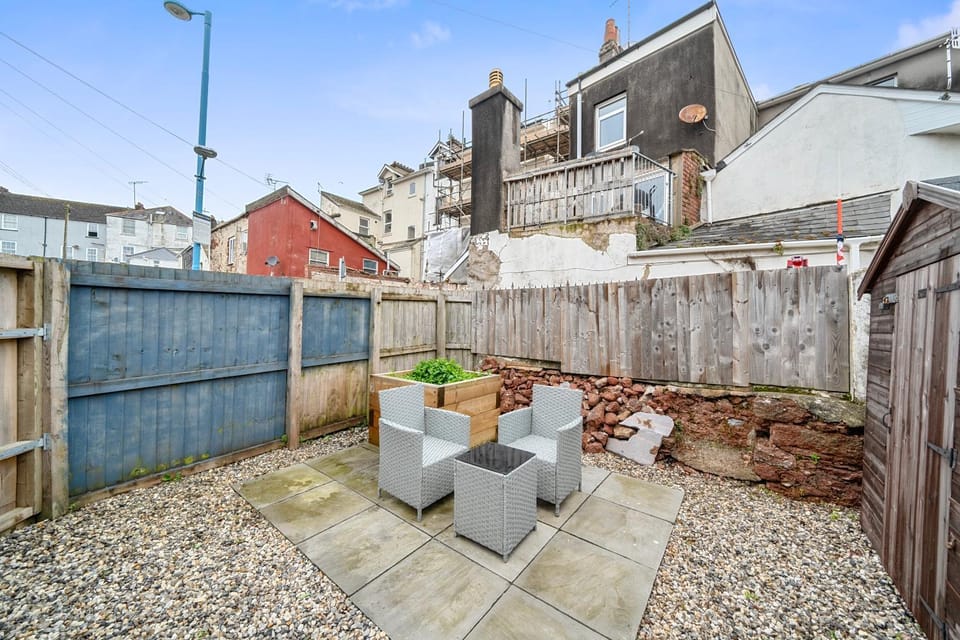 Modern Seaside Cottage - Sleeps 5 House in Paignton