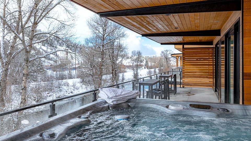 Winter, Hot Tub, Balcony/Terrace, Mountain view