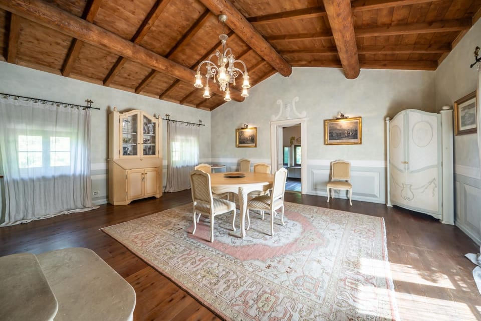 Villa Relais Manerba Country House in Province of Brescia