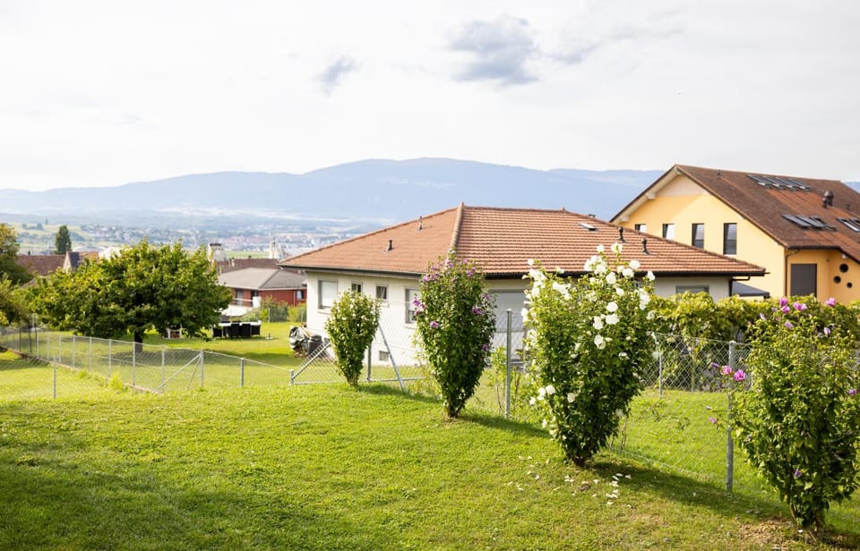 Villa la Ville 7 places Villa in Canton of Vaud