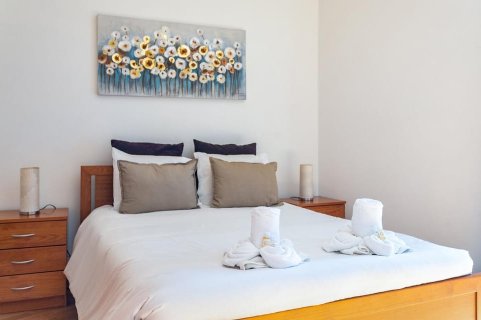Marina Paradis Bleu Apartment in Guia