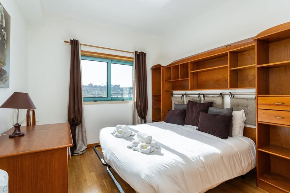 Marina Paradis Bleu Apartment in Guia