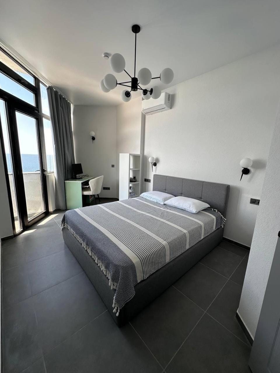 11 Апартамент с отдельной спальней Apartment in Batumi