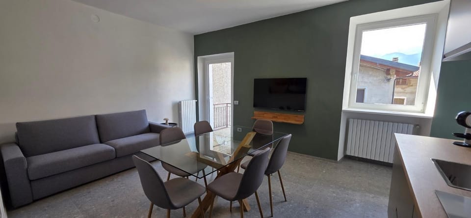 Fumiarga Loft House in Colico