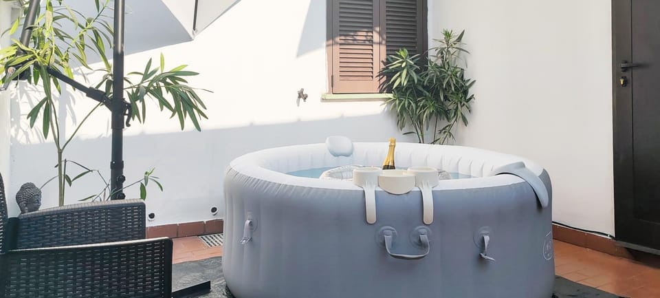 Hot Tub, Open Air Bath