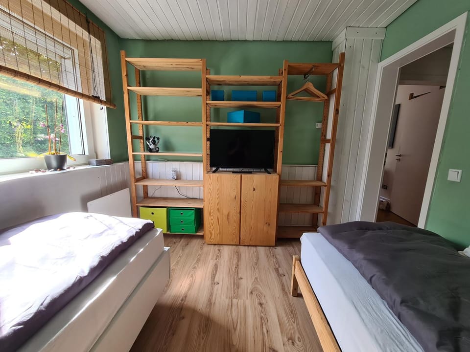 TV and multimedia, Bedroom