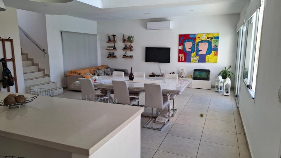Casa con Pileta Los Arces Pilar House in Fátima