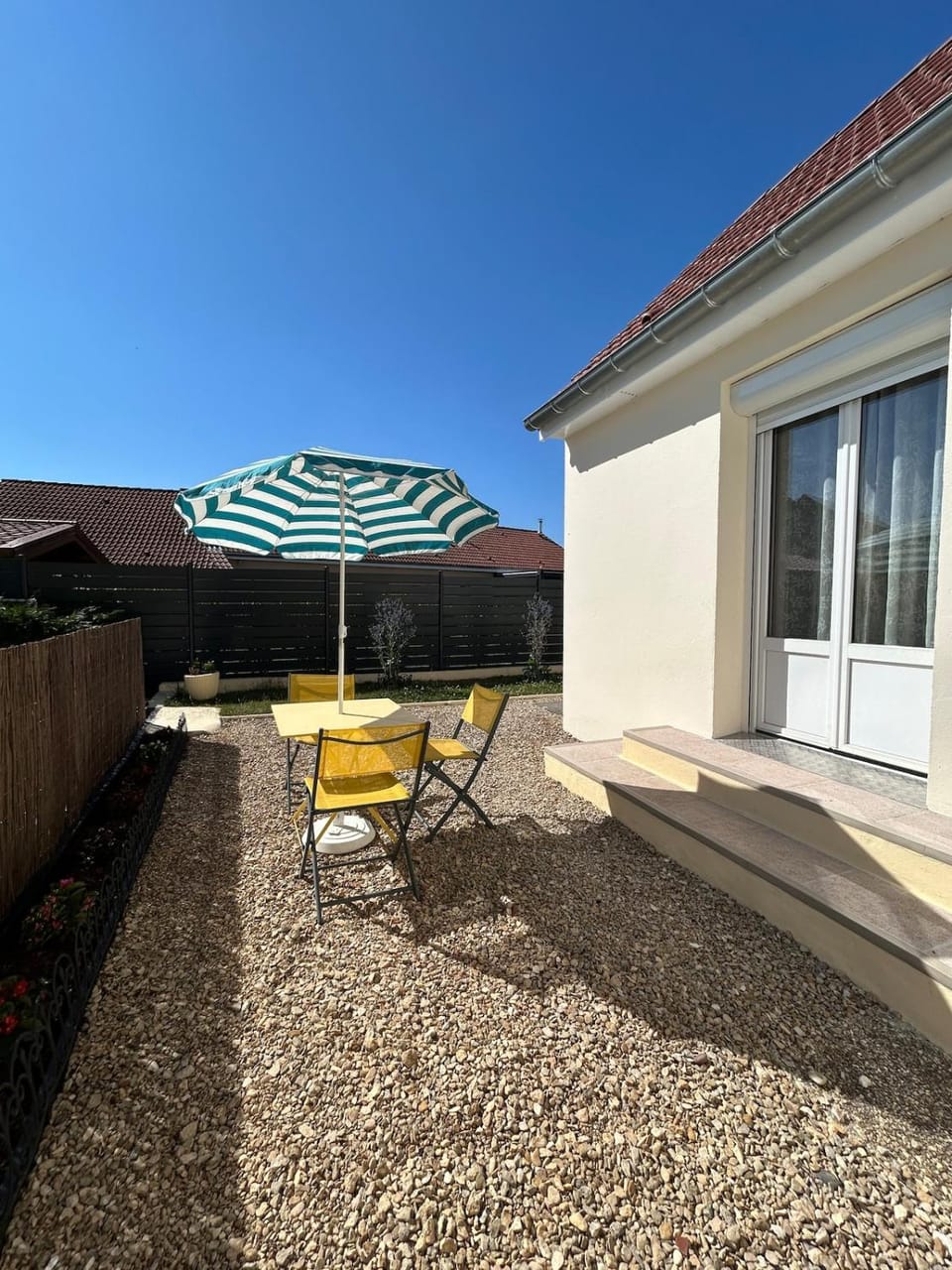Maison calme avec jardin & terrasses House in Grand Est