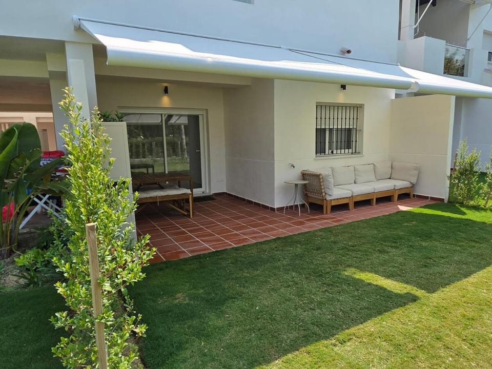 Garden, Balcony/Terrace