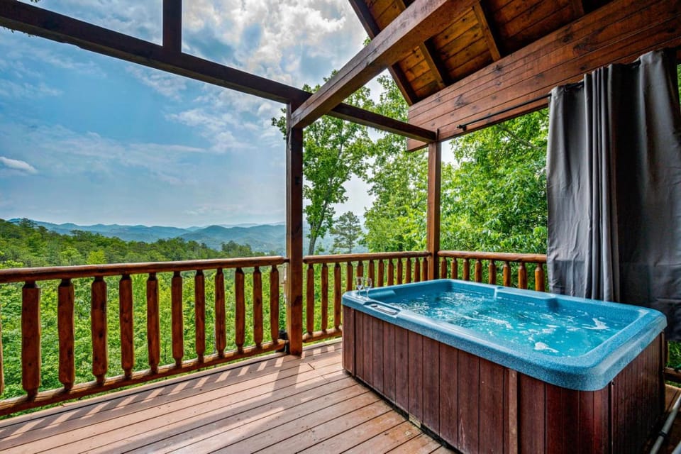Hot Tub, Mountain view