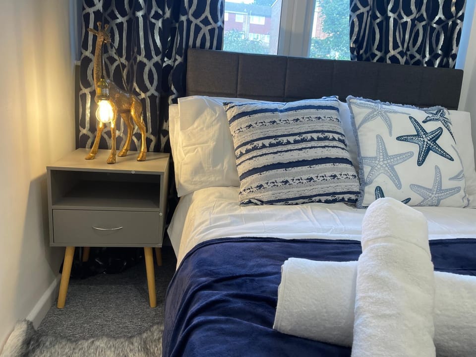 Skylounge Stays Bed and Breakfast in Luton