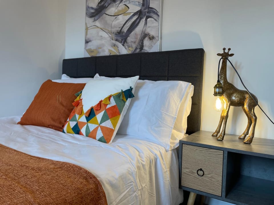 Bed, Decorative detail, Bedroom