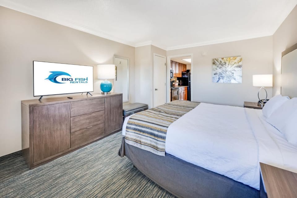 Direct Oceanfront at Coral Beach with Heated Pools Apartment in Myrtle Beach