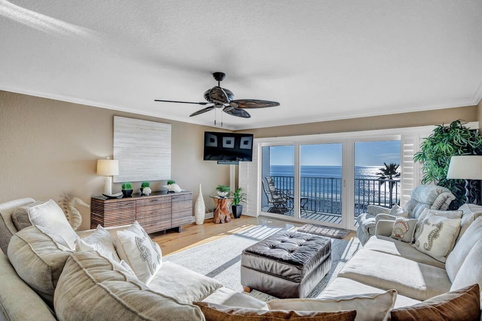 Sand Dollar 304 Apartment in Redington Shores