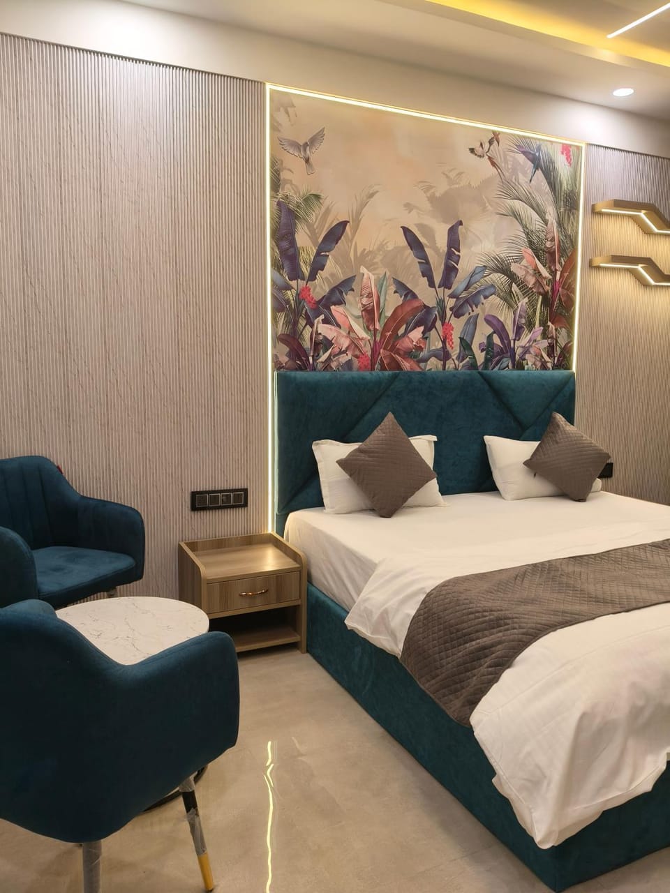 Tropical Nest Apartment in Lucknow