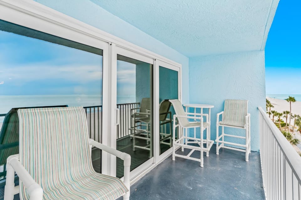 Sand Dollar 406 Apartment in Redington Shores