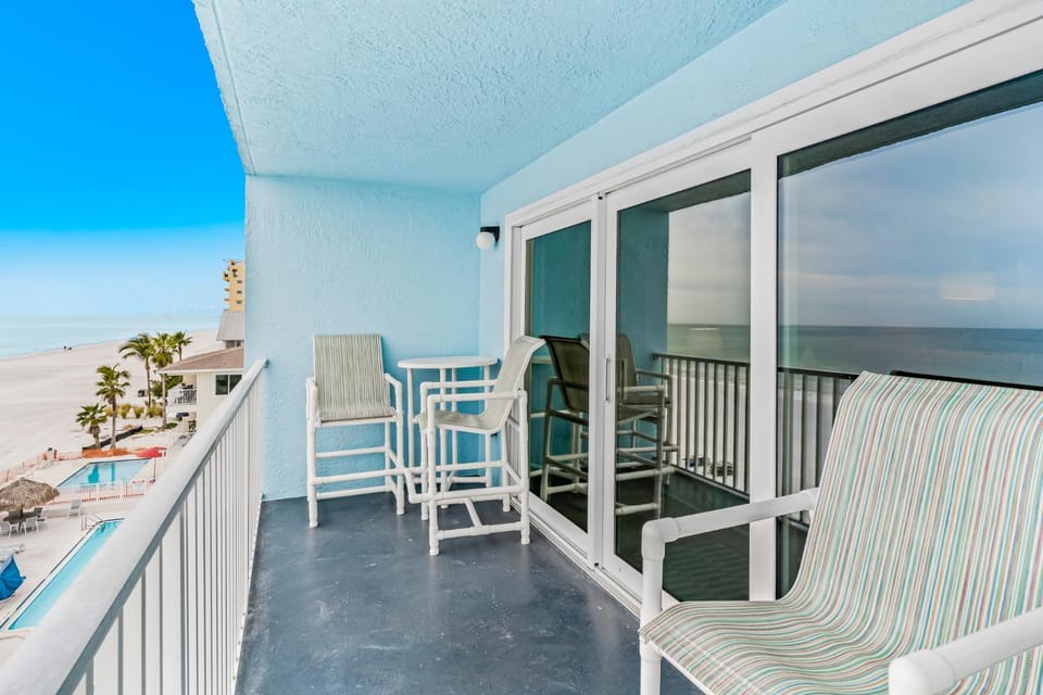 Sand Dollar 406 Apartment in Redington Shores