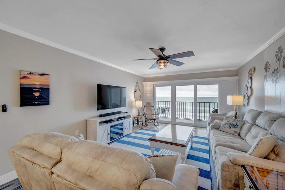 Sand Dollar 408 Apartment in Redington Shores