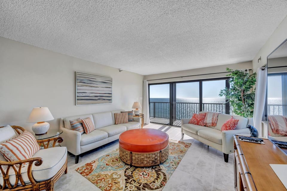 Ocean Sands 1108 Apartment in Redington Beach
