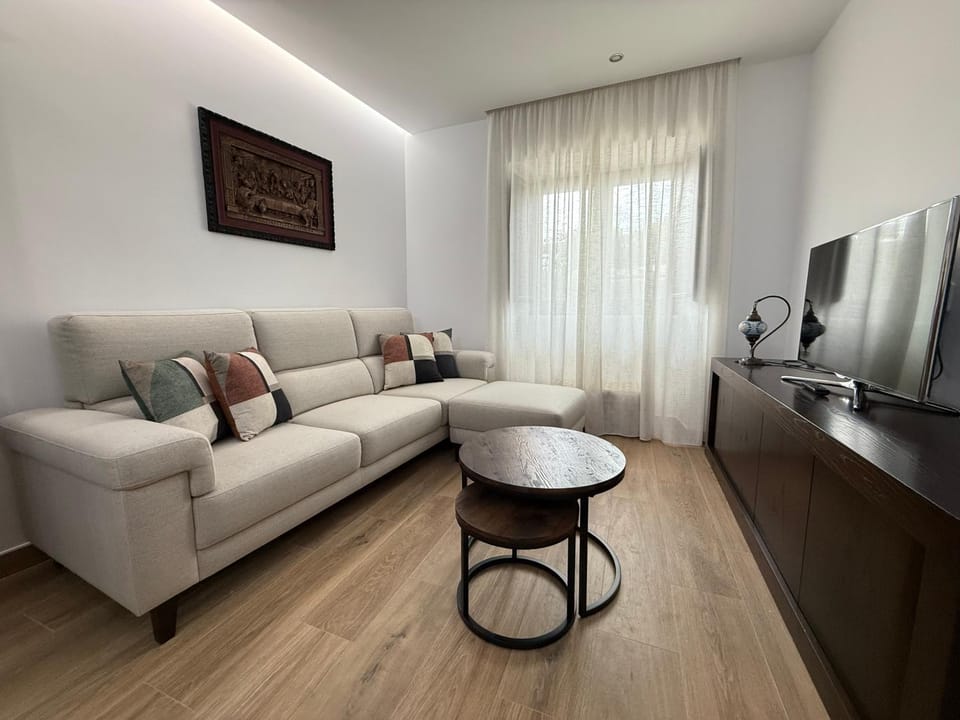 Casa Aldea de Piñeiro, Turismo Rural Padrón by URent House in Galicia