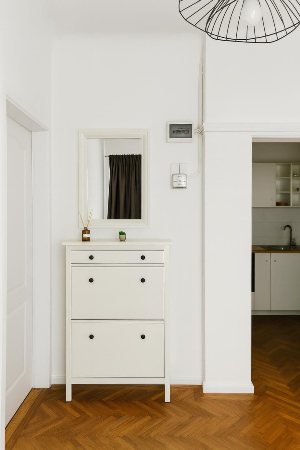 Emerald Escape - Calea Victoriei Apartment in Bucharest