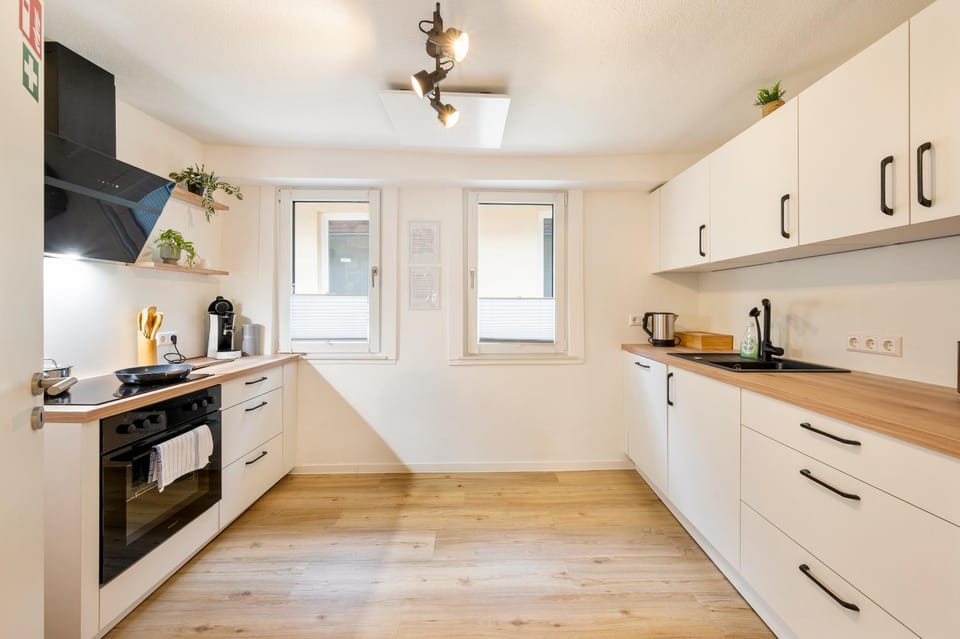 Kitchen or kitchenette, kitchen