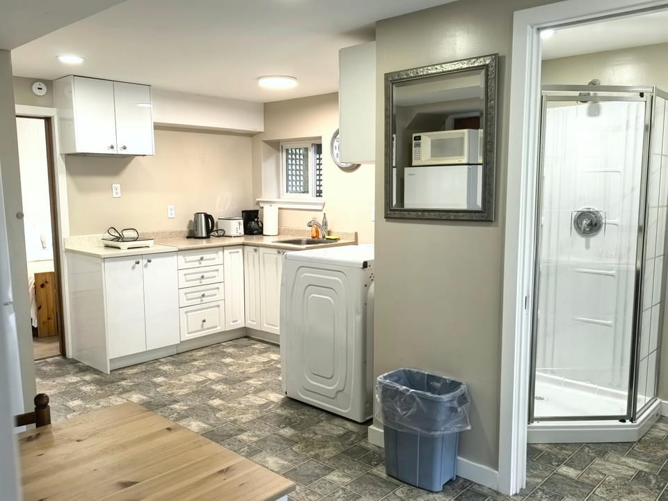 Kitchen or kitchenette, stove