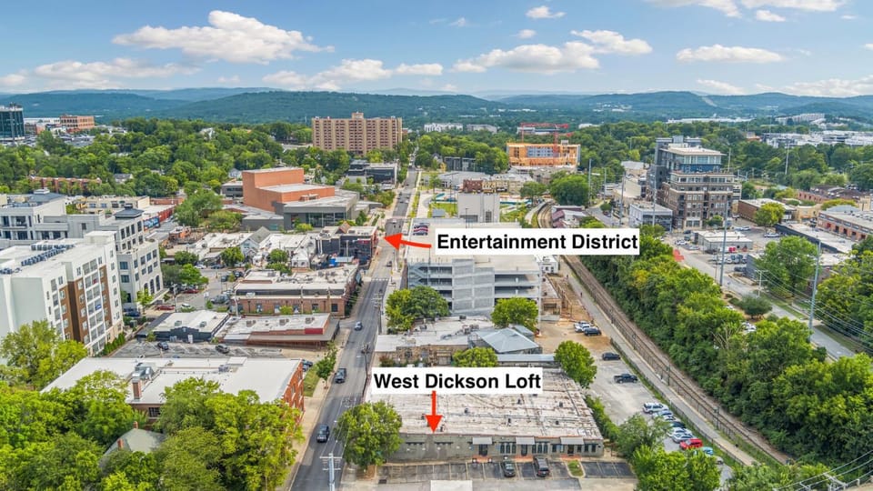 West Dickson Loft Nightlife Hub 0 4mi UofA Apartment in Fayetteville