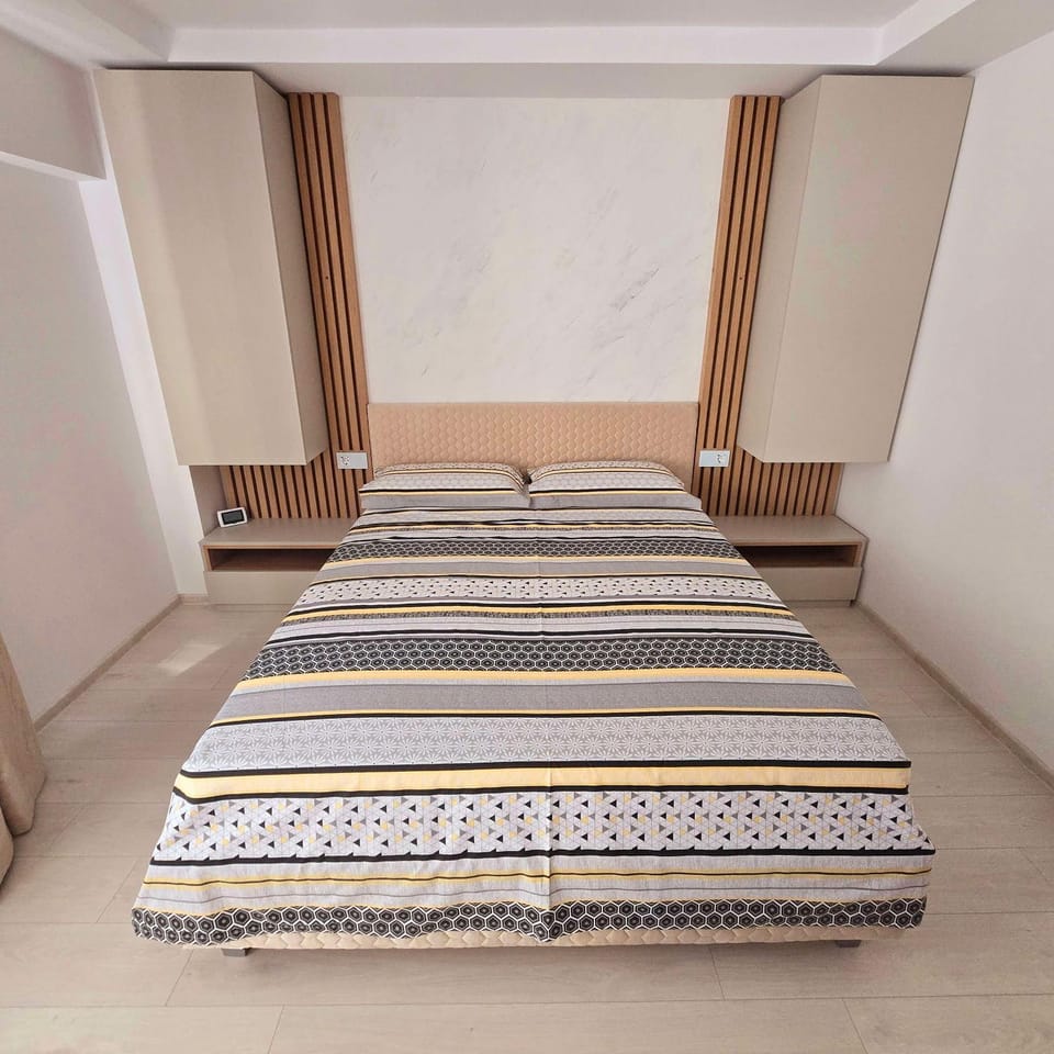 Bed, Bedroom, wardrobe