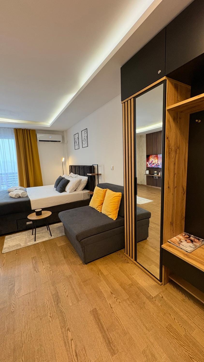 Bed, Living room, Photo of the whole room, Seating area, Bedroom, wardrobe