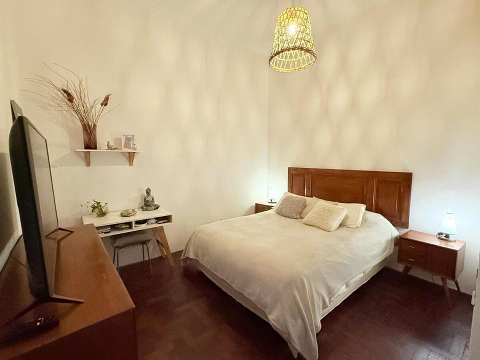 PH en Almagro con alma de hogar Apartment in Buenos Aires