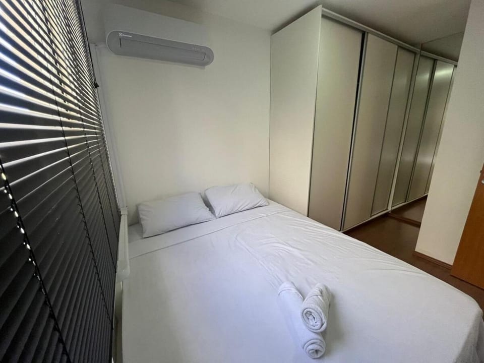 Louvre - 708 - Novo na Gleba - com ar Lazer Completo - piscina - academia Apartment in Londrina