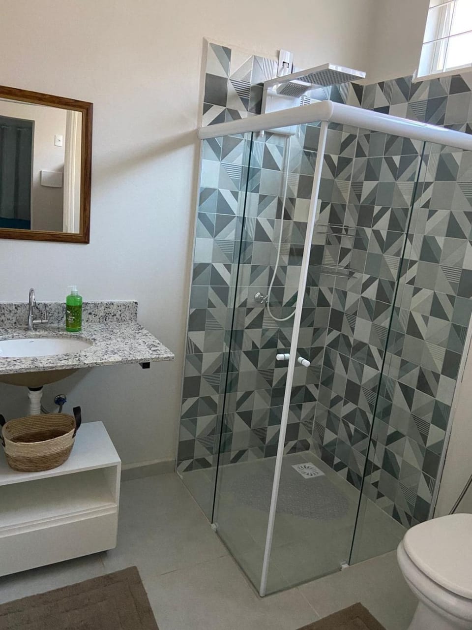 Shower, Bathroom, towels