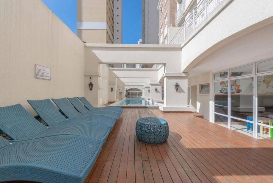Swimming pool, sunbed