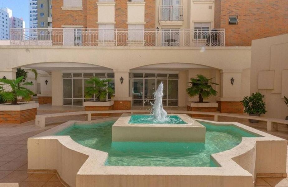 Inner courtyard view