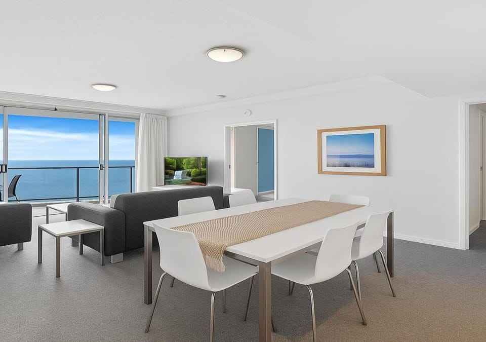 TV and multimedia, Seating area, Dining area, Beach, Sea view