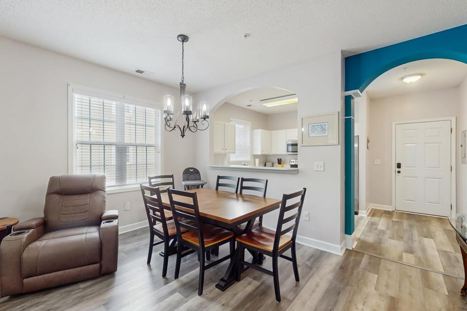 Pool & Tennis! Updated Barefoot Resort Condo House in North Myrtle Beach