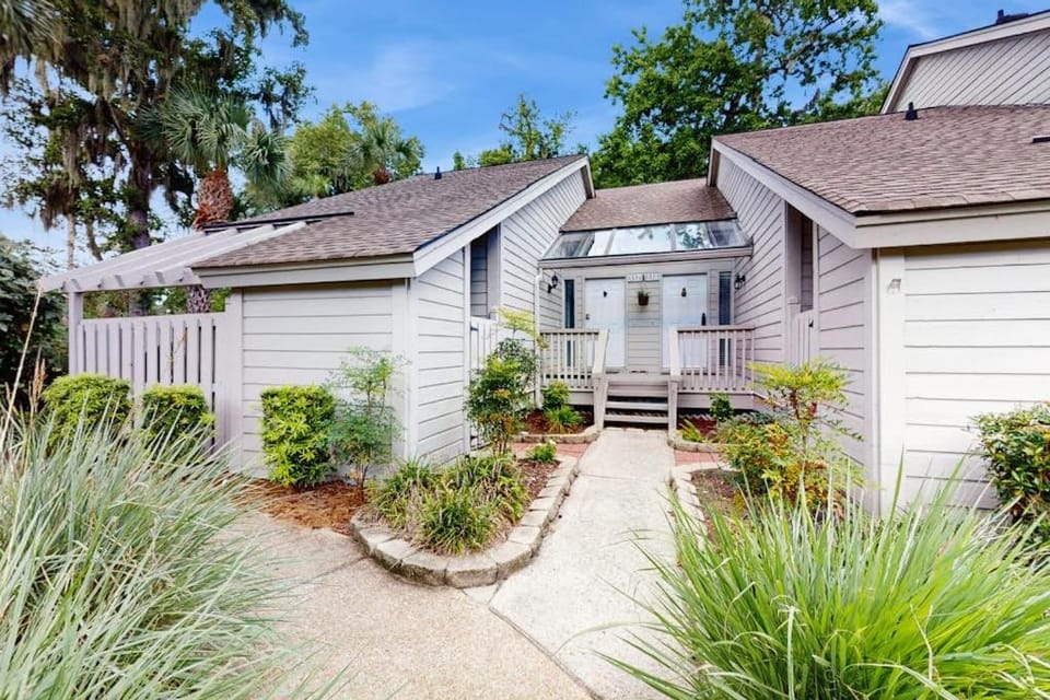 Windward Village 117 House in North Forest Beach