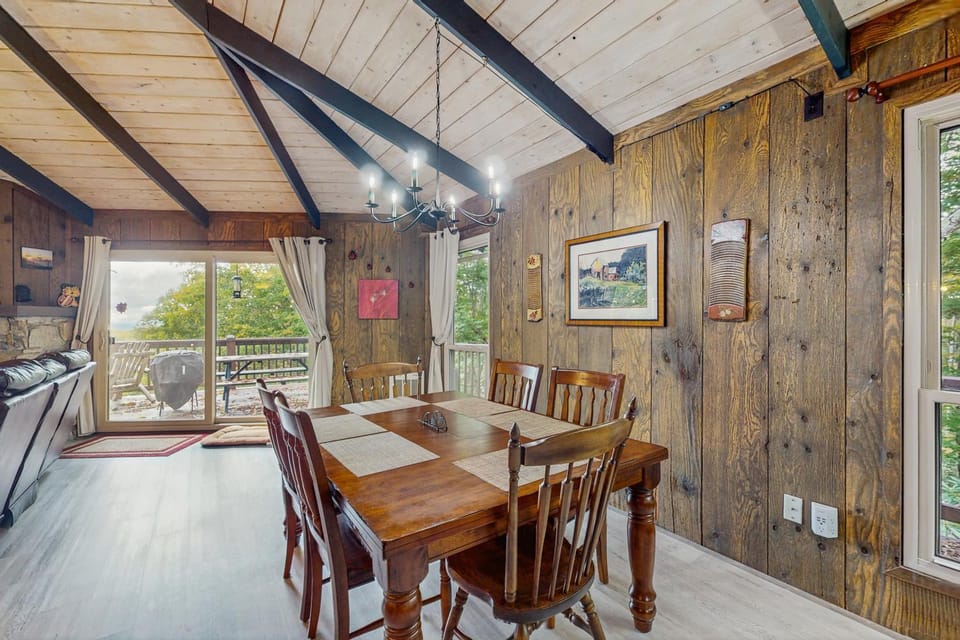 BEECH NUTZ HAUS House in Beech Mountain