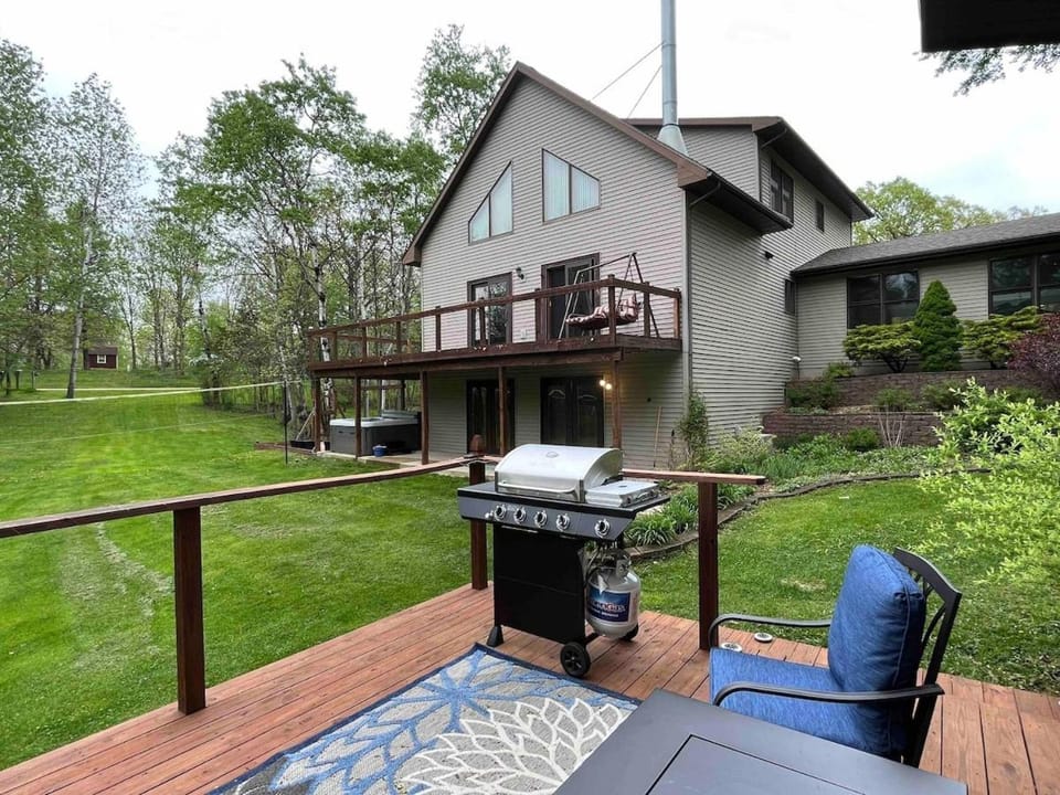 Patio, BBQ facilities